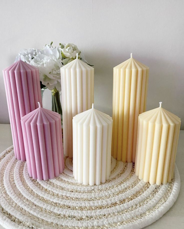 Lining Cylinder Shaped Pillar Candle
